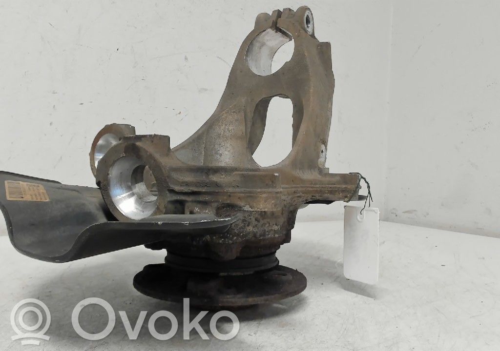 Mercedes-Benz CLA C118 X118 Fuso a snodo con mozzo ruota anteriore