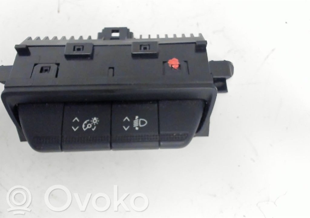 Renault Trafic III (X82) Comutator lumini bord 
