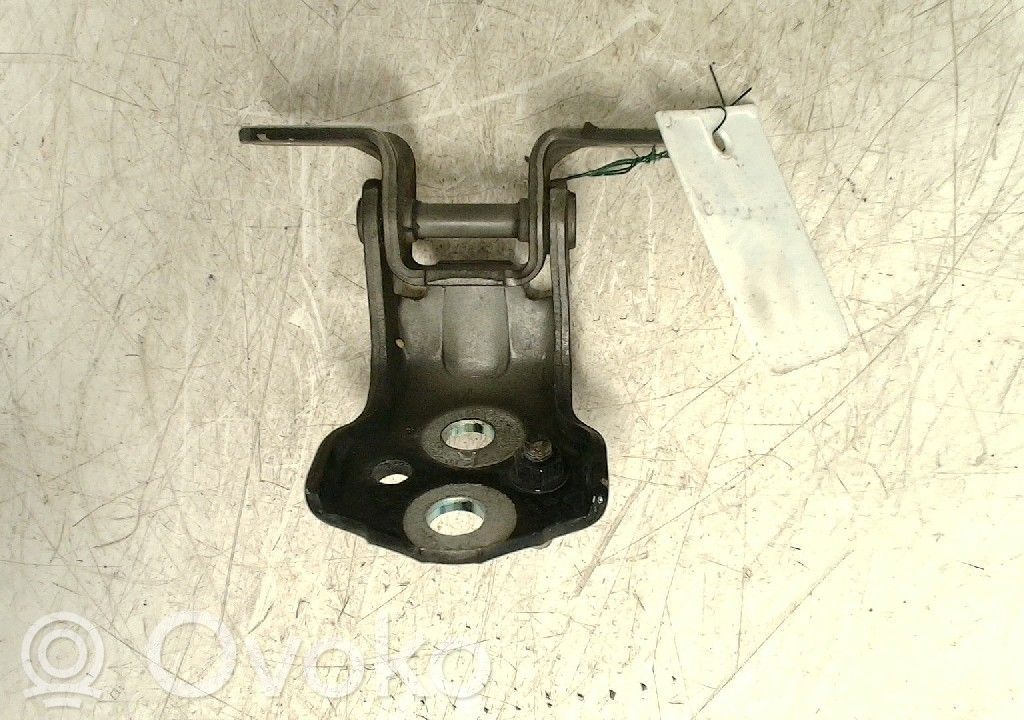 Ford Ranger Front door upper hinge 