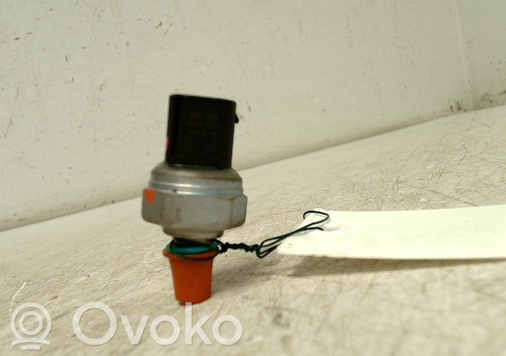 BMW 3 F30 F35 F31 Senzor presiune aer condiționat (A/C) 