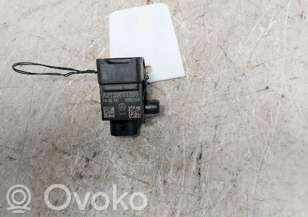 Sensor impacto/accidente para activar Airbag   A2139051300,A2139051300