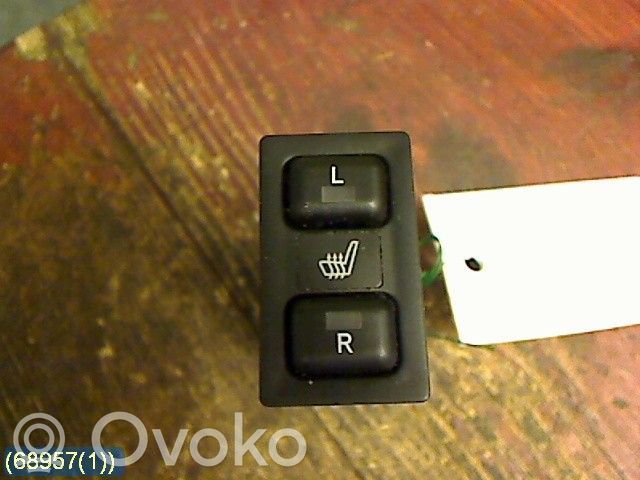 Toyota Yaris Interruptor de calefacción del asiento 