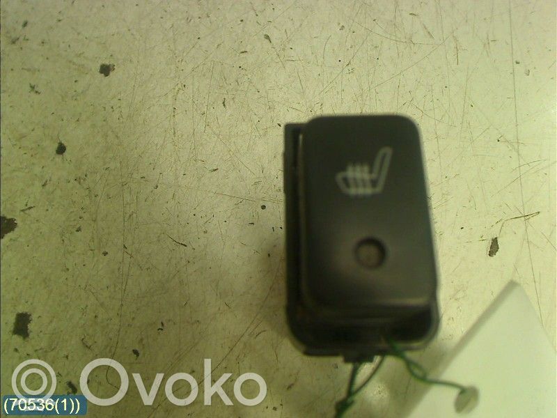 Suzuki Grand Vitara II Interruptor de calefacción del asiento