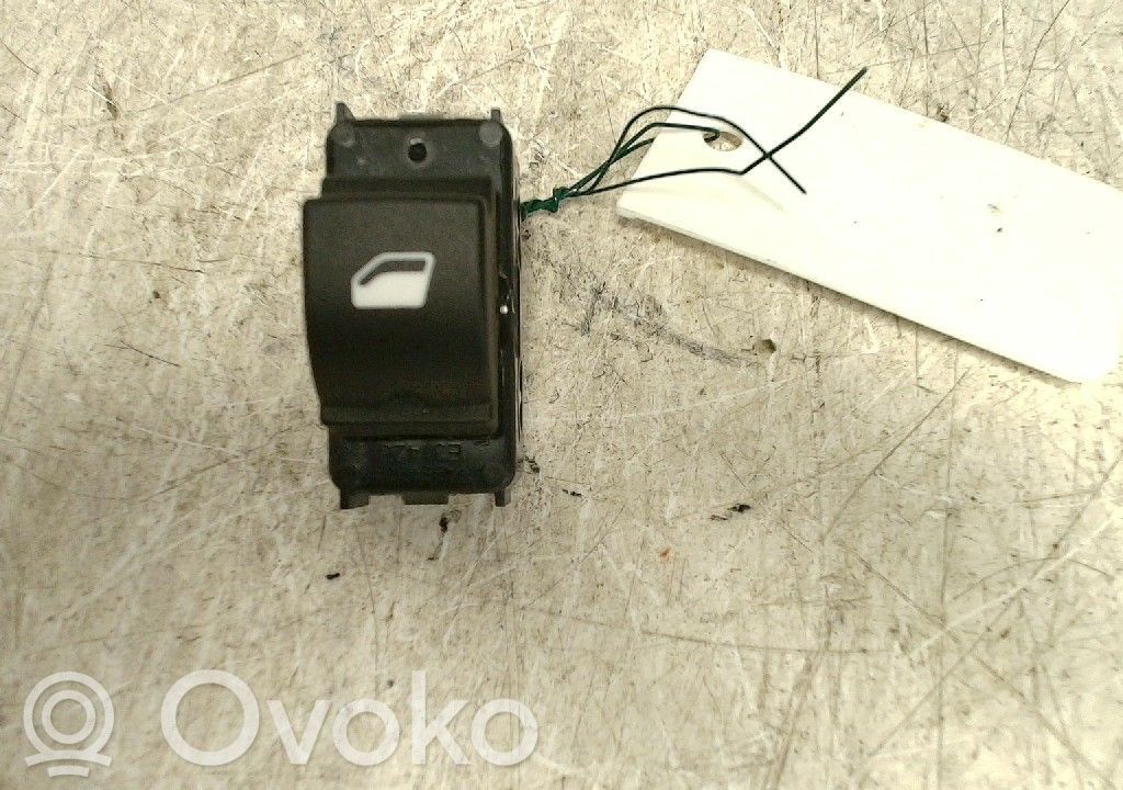 Peugeot 2008 I Electric window control switch 