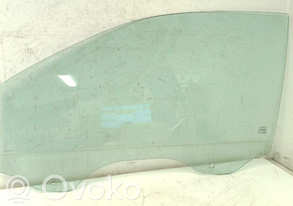 Ford Ranger priekšējo durvju stikls (četrdurvju mašīnai) 