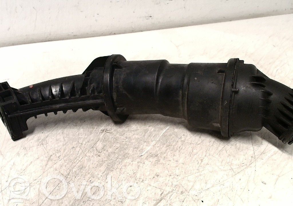 Volvo V70 Tubo flessibile intercooler 