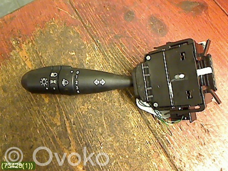 Mitsubishi Colt Manetă semnalizator 