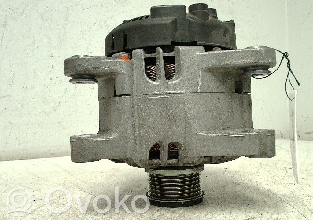 Peugeot 2008 I Alternator 