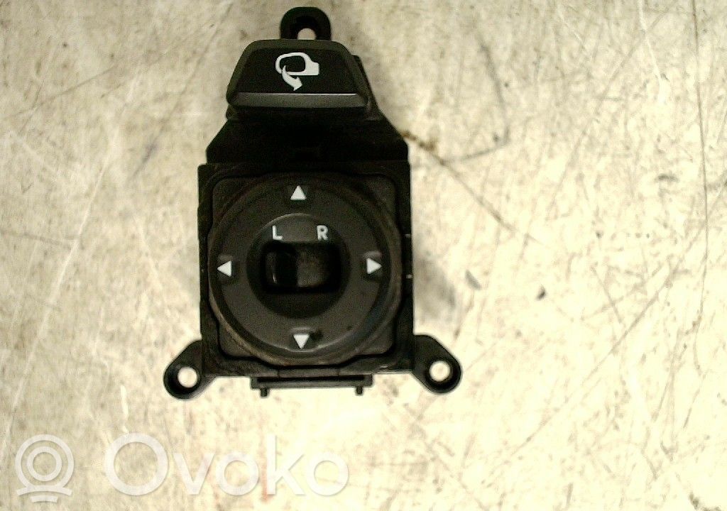 KIA Optima Wing mirror switch 