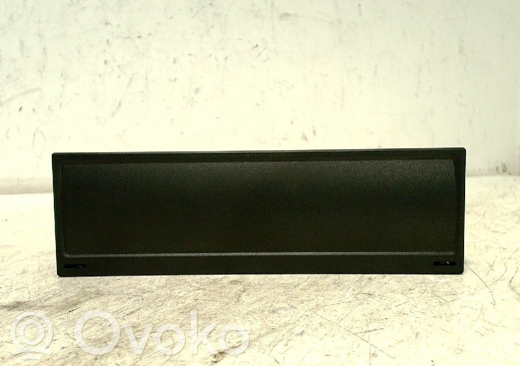 Volkswagen Caddy Panel / Radioodtwarzacz CD/DVD/GPS 