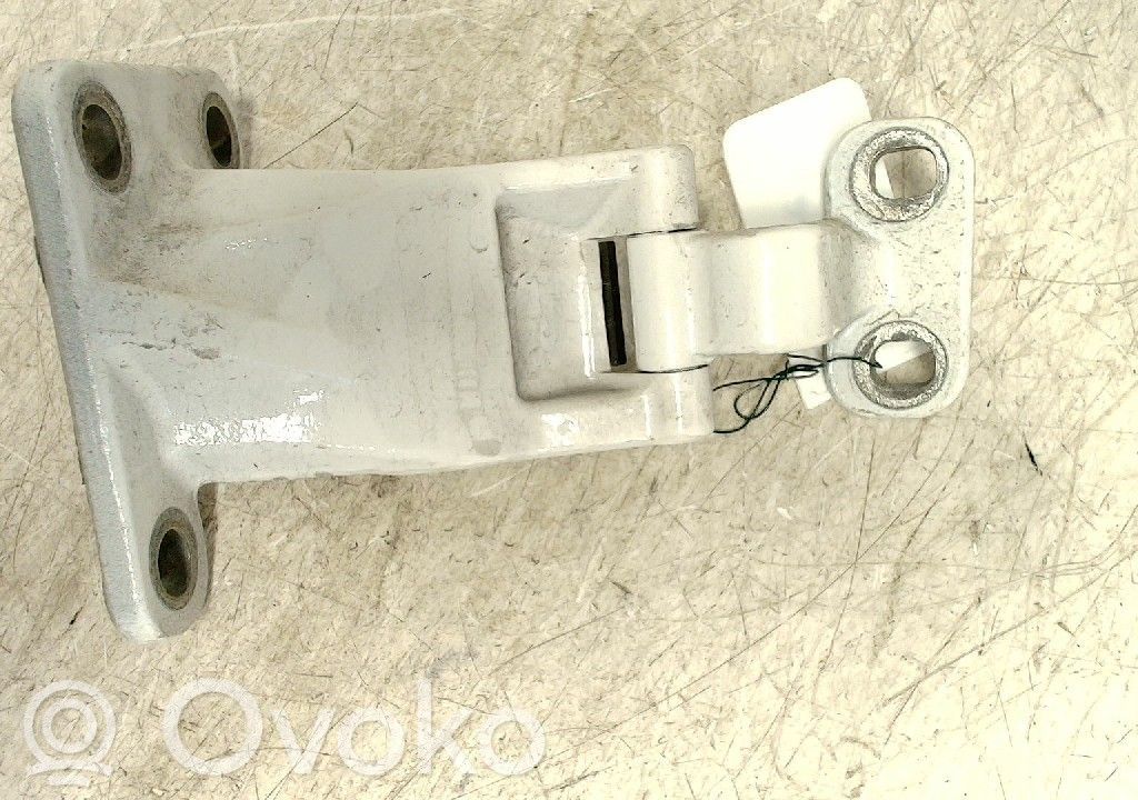Volkswagen Caddy Rear door upper hinge 
