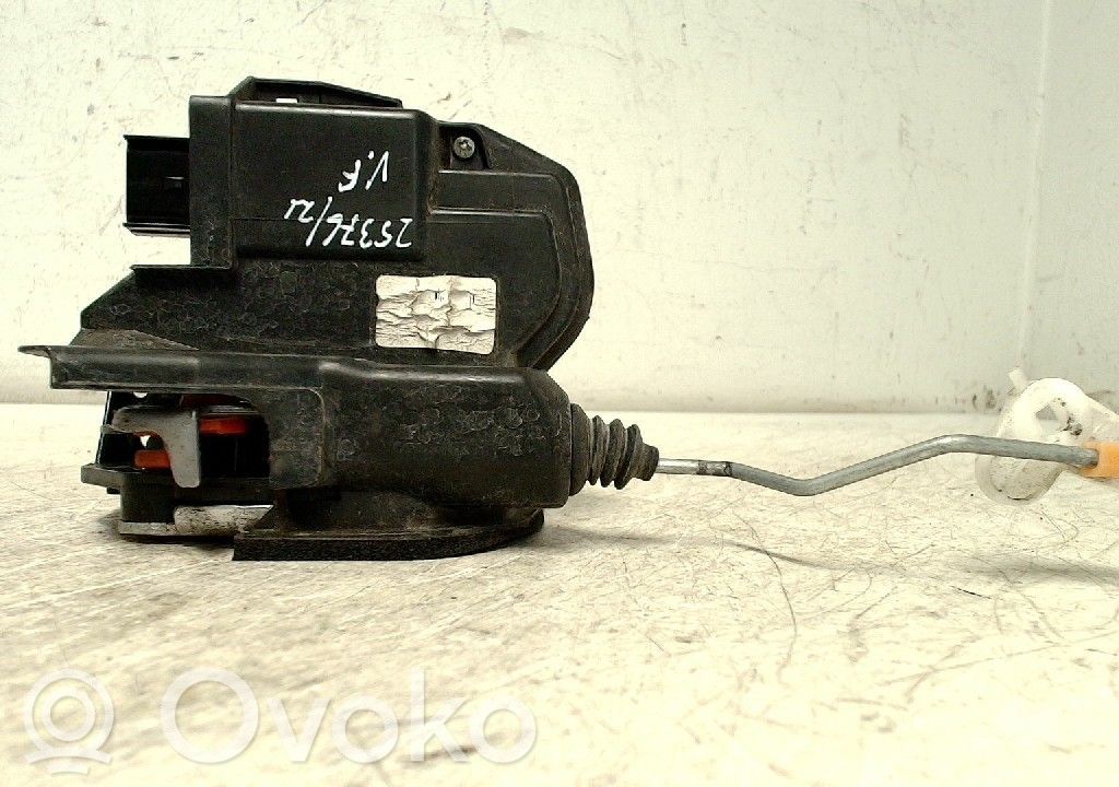 KIA Picanto Front door lock 