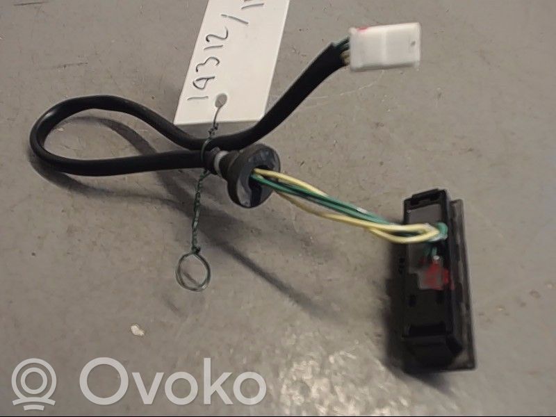 Nissan X-Trail T32 Uchwyt / Rączka zewnętrzna otwierania klapy tylnej / bagażnika 
