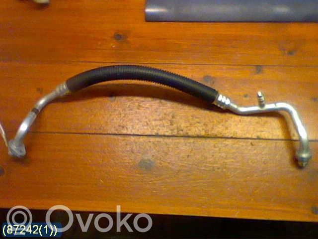 Nissan Note (E11) Ilmastointilaitteen putki (A/C) 