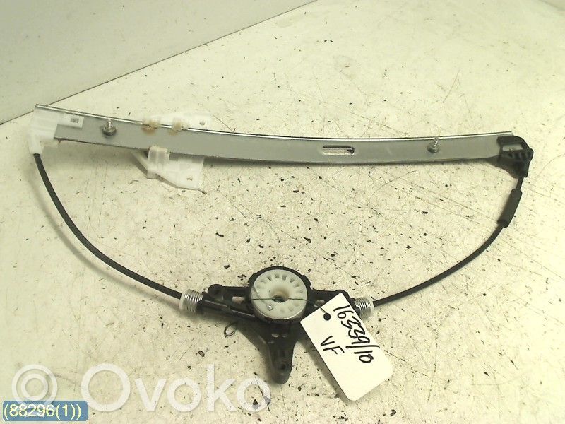 Mazda 6 Front window lifting mechanism without motor 