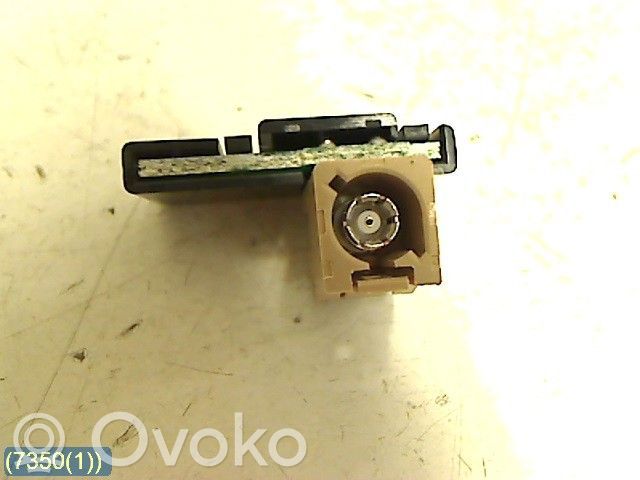 Opel Insignia A Radio antenna 