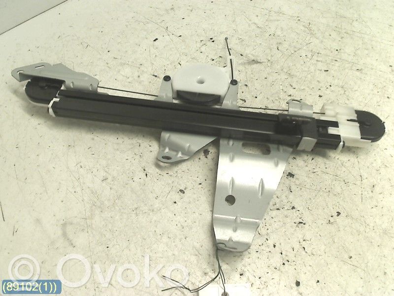 Parcel shelf load cover mount bracket   GS2A69730