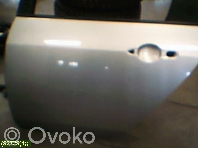 Nissan Primera Puerta trasera 