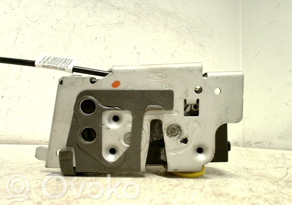 Ford Transit Custom Takaoven lukko 