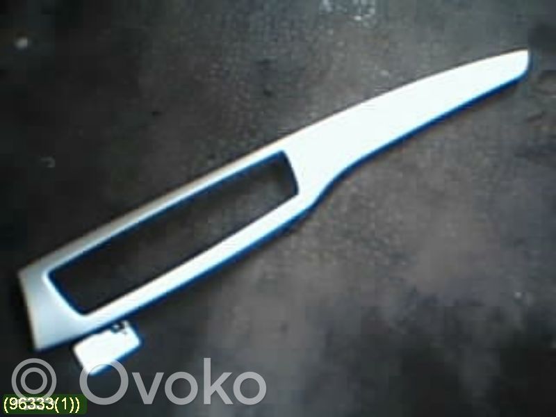 Mitsubishi Lancer Element deski rozdzielczej 