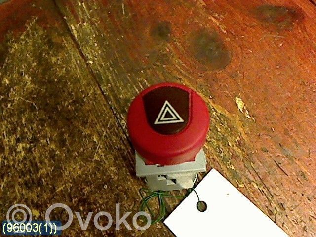 Citroen Berlingo Hazard light switch 