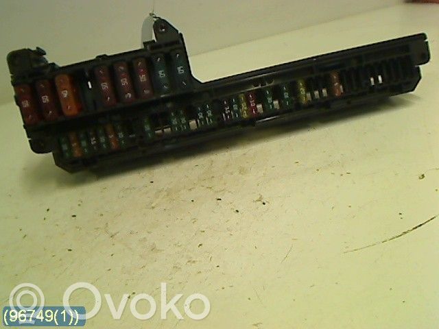 BMW 5 E60 E61 Fuse module 