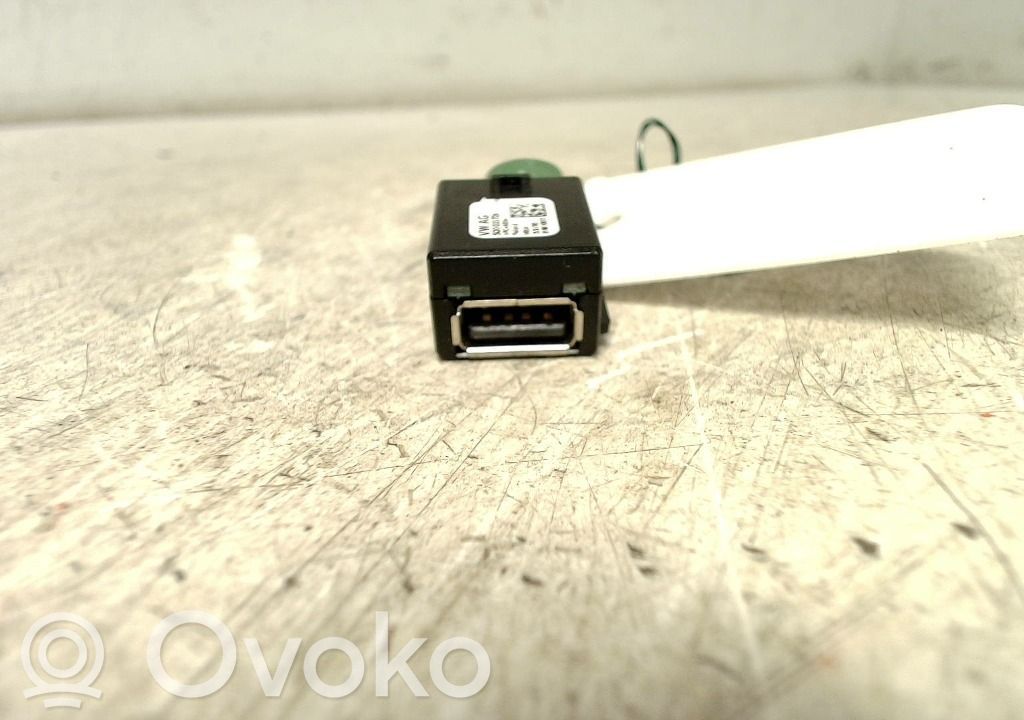 Volkswagen Arteon Priză USB 