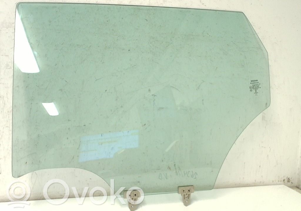 Nissan Qashqai Luna de la puerta trasera