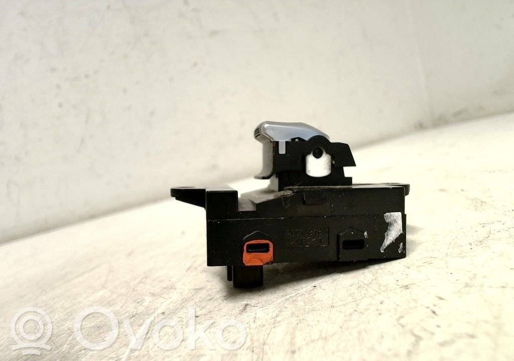 KIA Optima Electric window control switch 