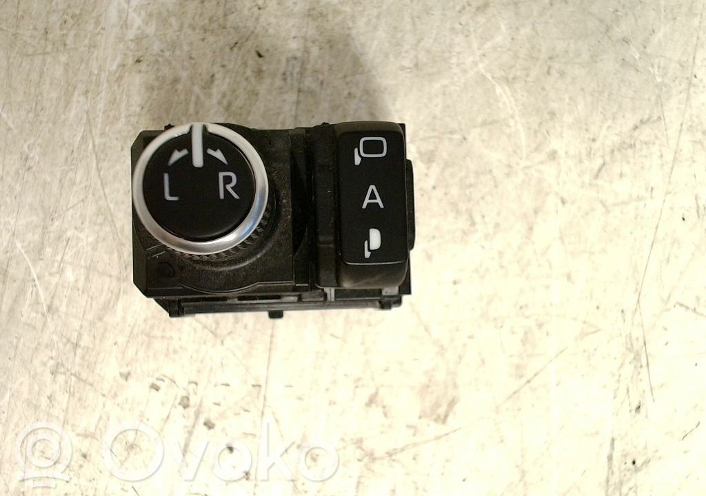 Wing mirror switch   8487202490