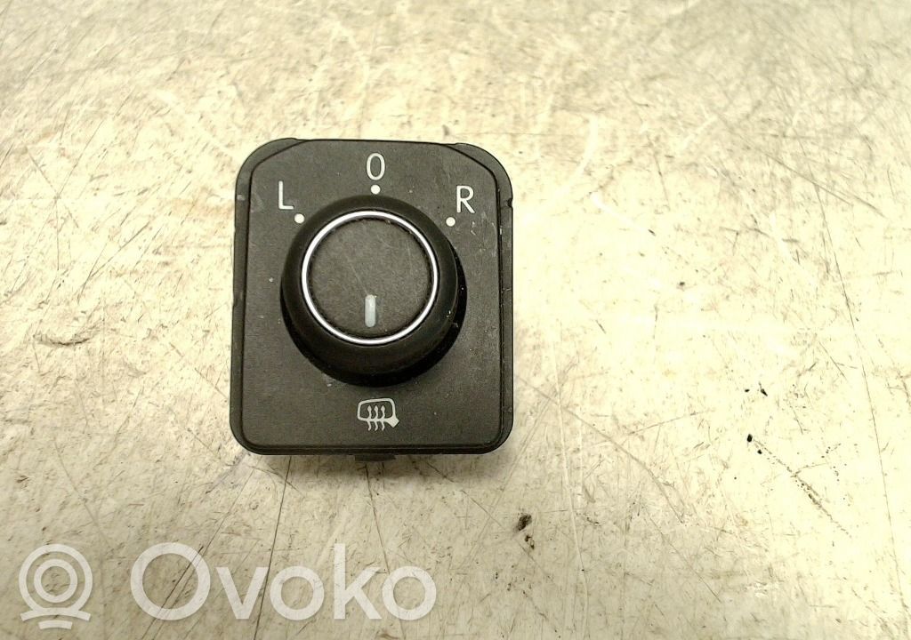 Volkswagen T-Roc Comutator oglinzi laterale 