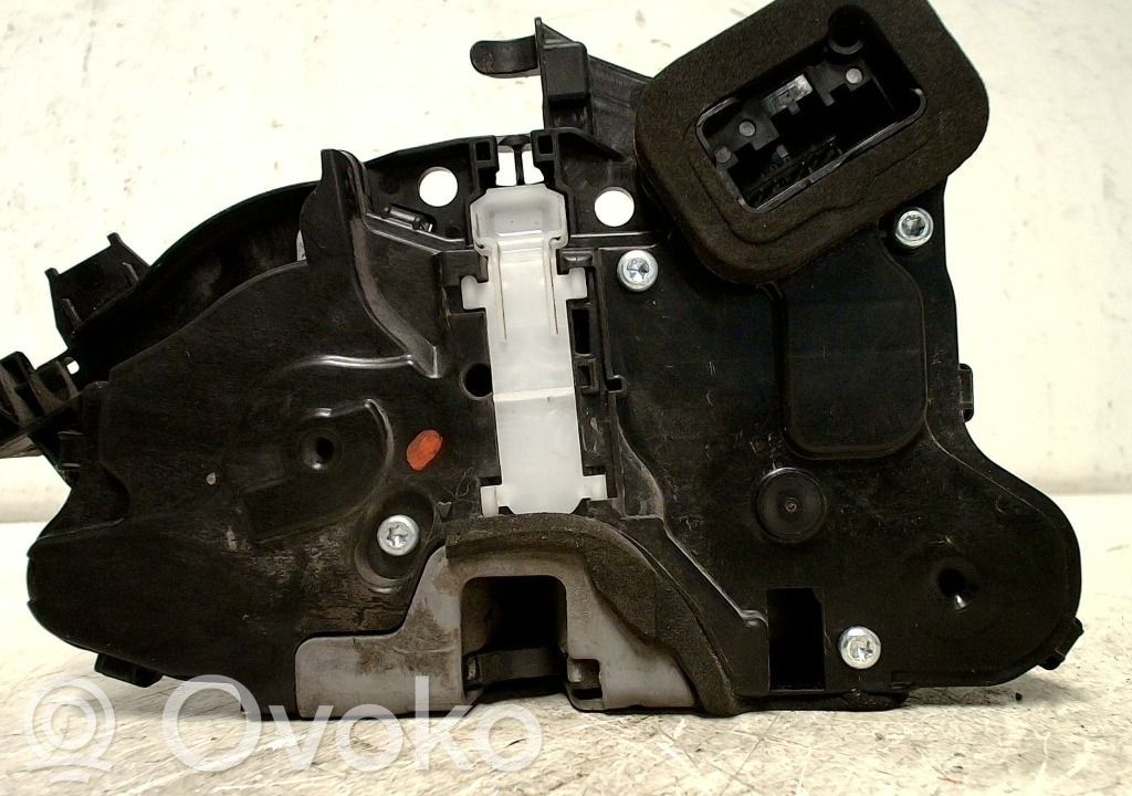 Seat Ibiza V (KJ) Serratura portiera anteriore 