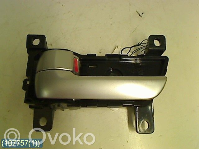 Etuoven sisäkahva   826132P000