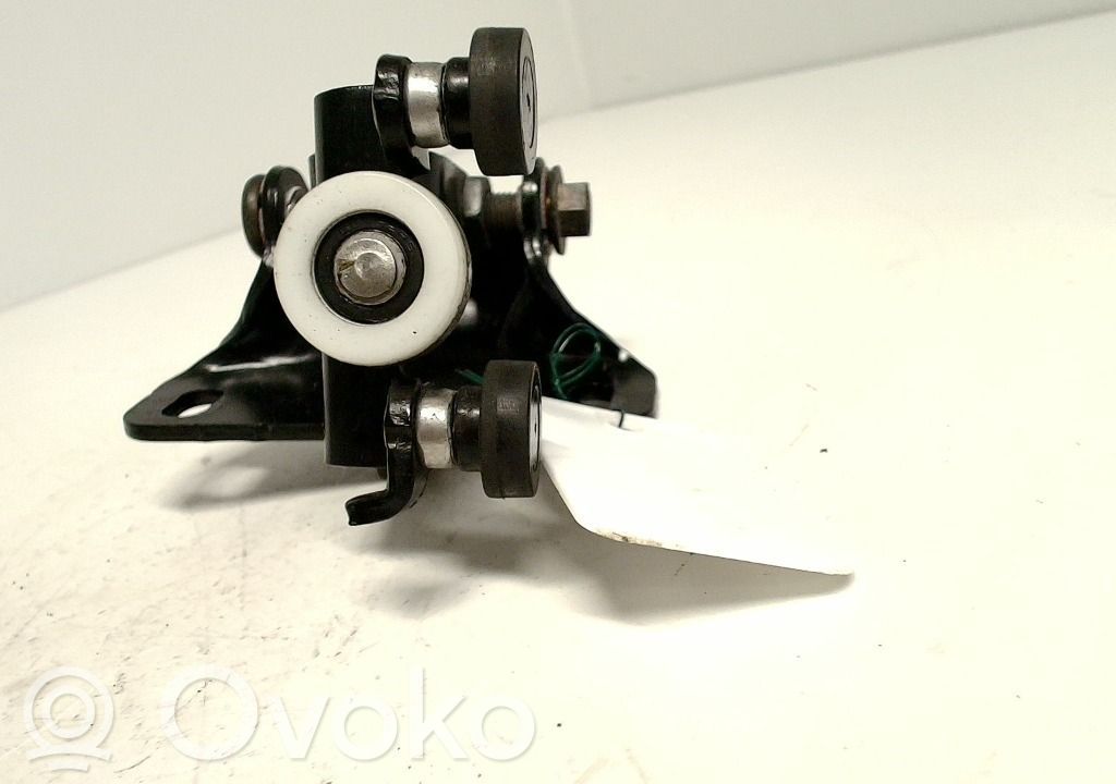 Volkswagen Caddy Guida/cerniera superiore del rullo del portellone scorrevole 