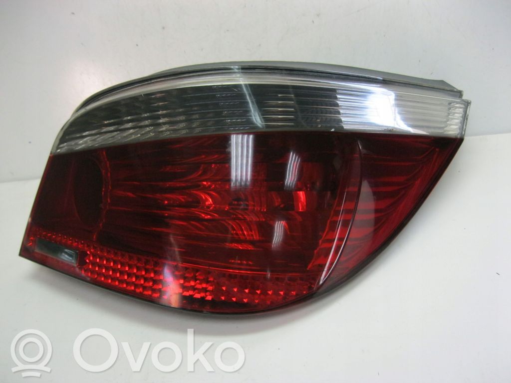 Rear/tail lights   6910768