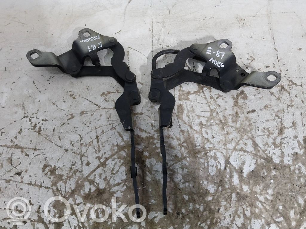 Engine bonnet/hood hinges   7060560