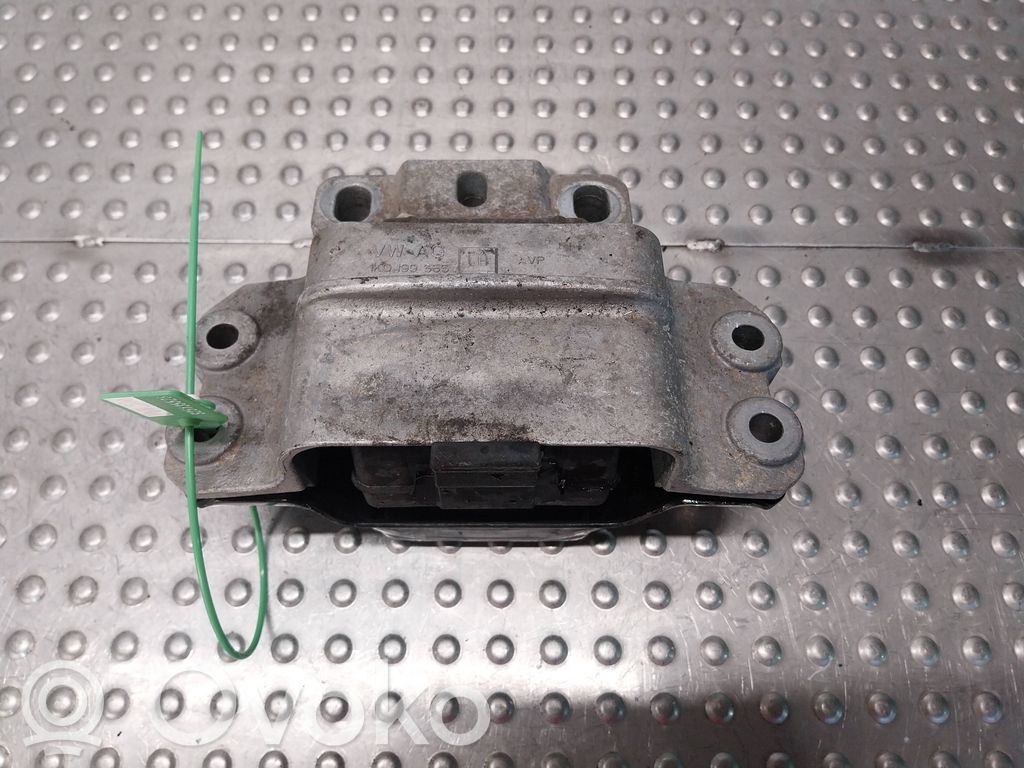Volkswagen Golf VI Gearbox mounting bracket 