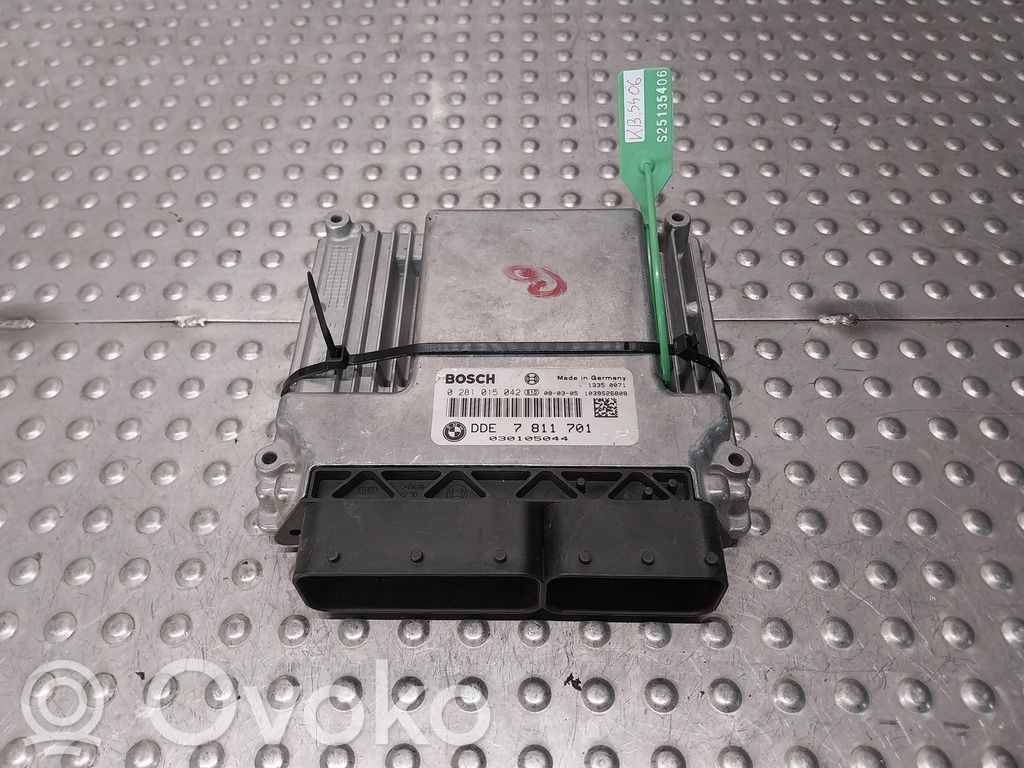 Engine control unit/module   7811701,0281015042