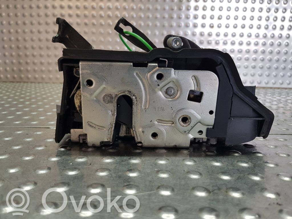 BMW 3 E46 Etuoven lukko 