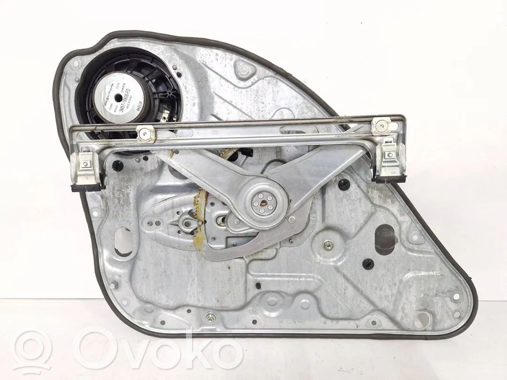 Ford Focus Regulador de puerta trasera con motor 