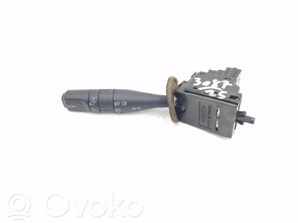 Peugeot 106 Interruptor de luz 