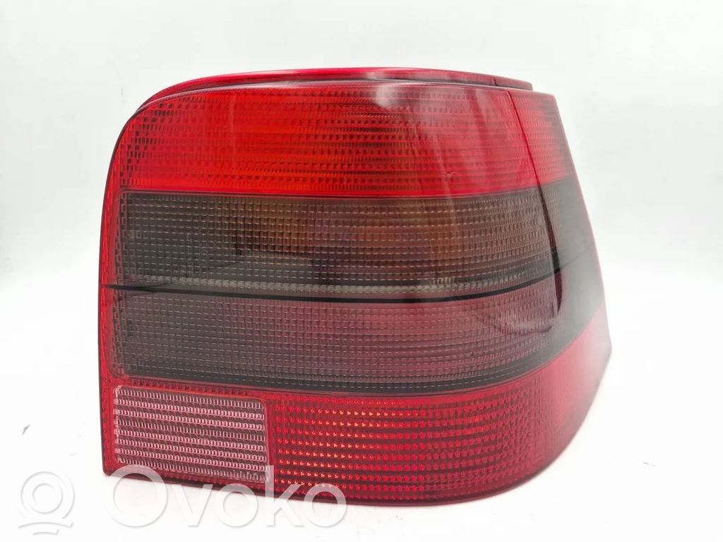 Volkswagen Golf IV Lampă spate în caroserie 