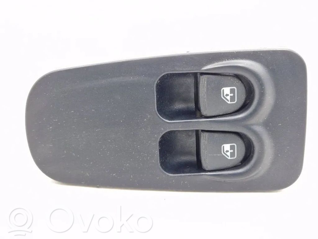 Lancia Ypsilon Electric window control switch 