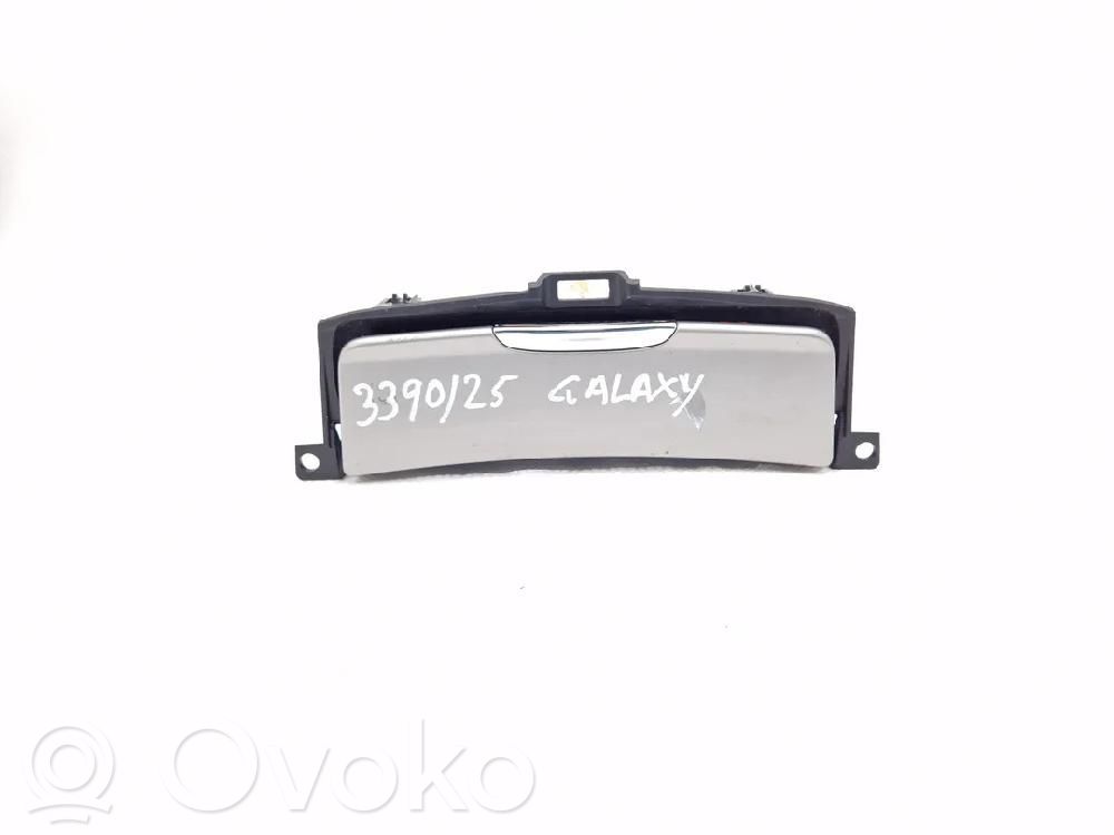 Ford Galaxy Popielniczka deski rozdzielczej 