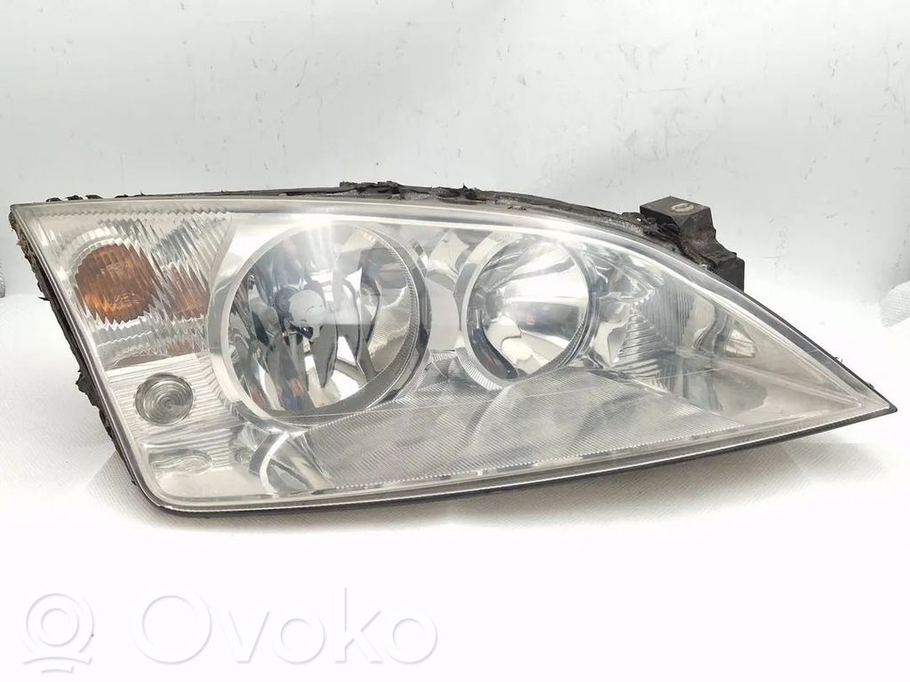 Ford Mondeo Mk III Phare frontale 