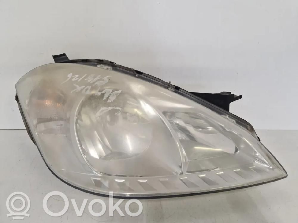 Mercedes-Benz A W169 Lampa przednia 