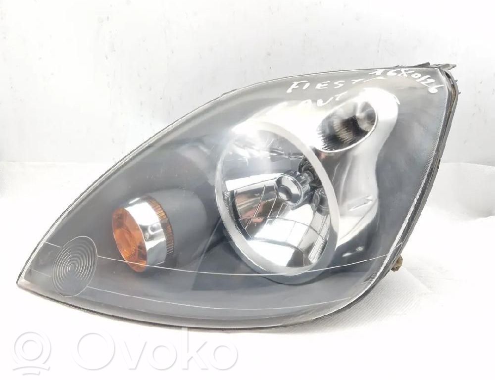Ford Fiesta Phare frontale 