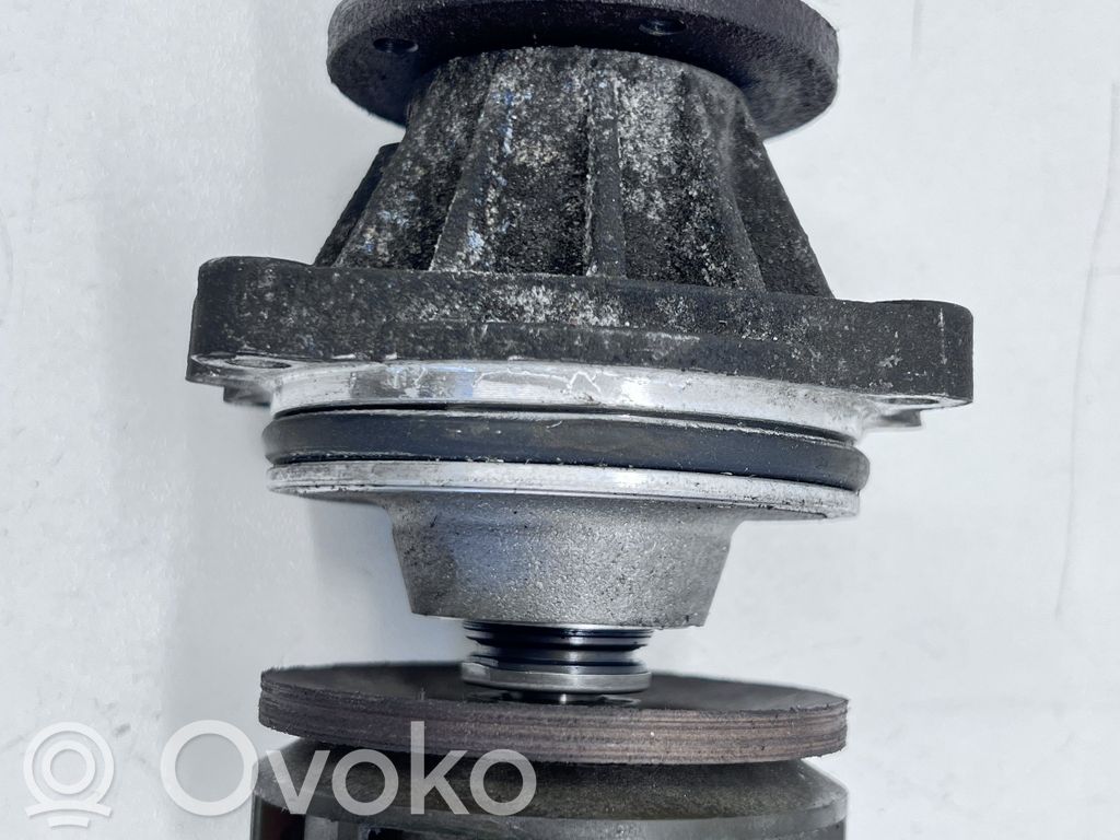 Pompe de circulation d'eau   11517527799