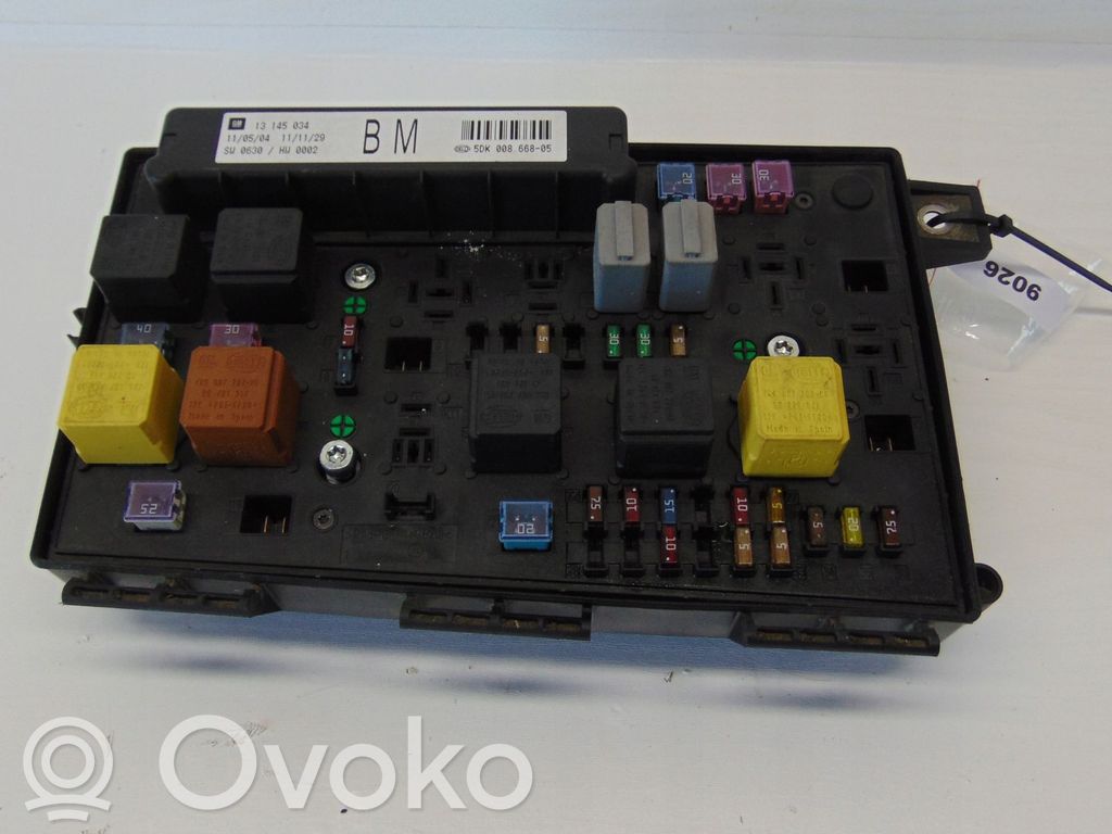 Opel Astra H Módulo de fusible 