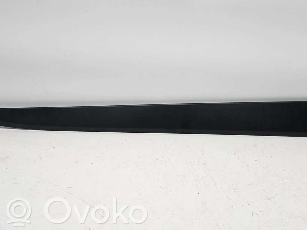 Toyota Aygo AB10 Moldura embellecedora 